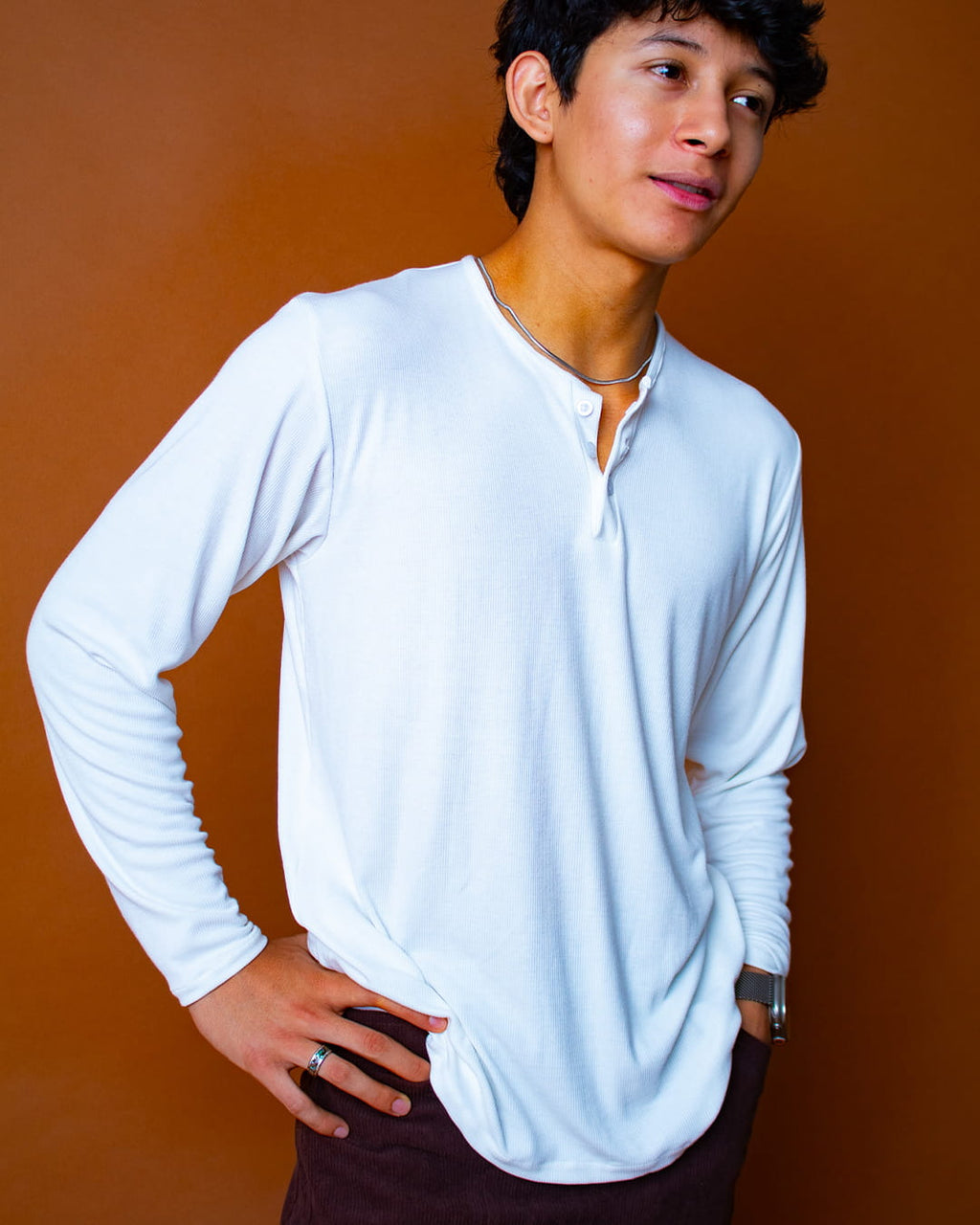 Playera Chalk Henley